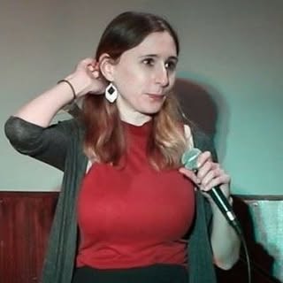 Tricia Thomson