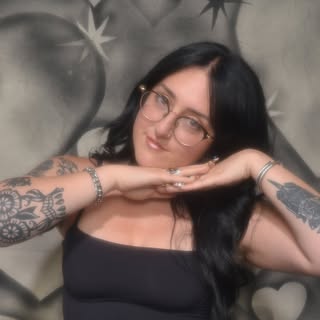Gloria Alexander