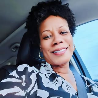 Liz Faublas-Wallace