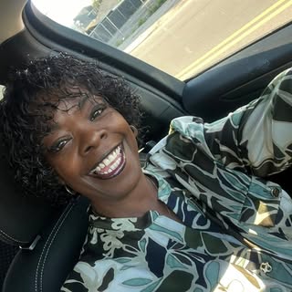 Simply Shanell