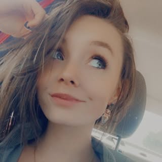 Nicole Knight