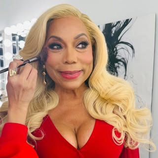 Rolonda Watts