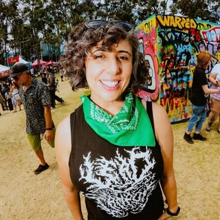 Anna Valenzuela