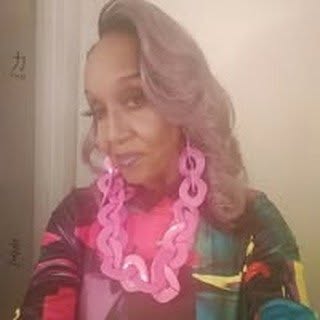 Taisha Le'ne Khan