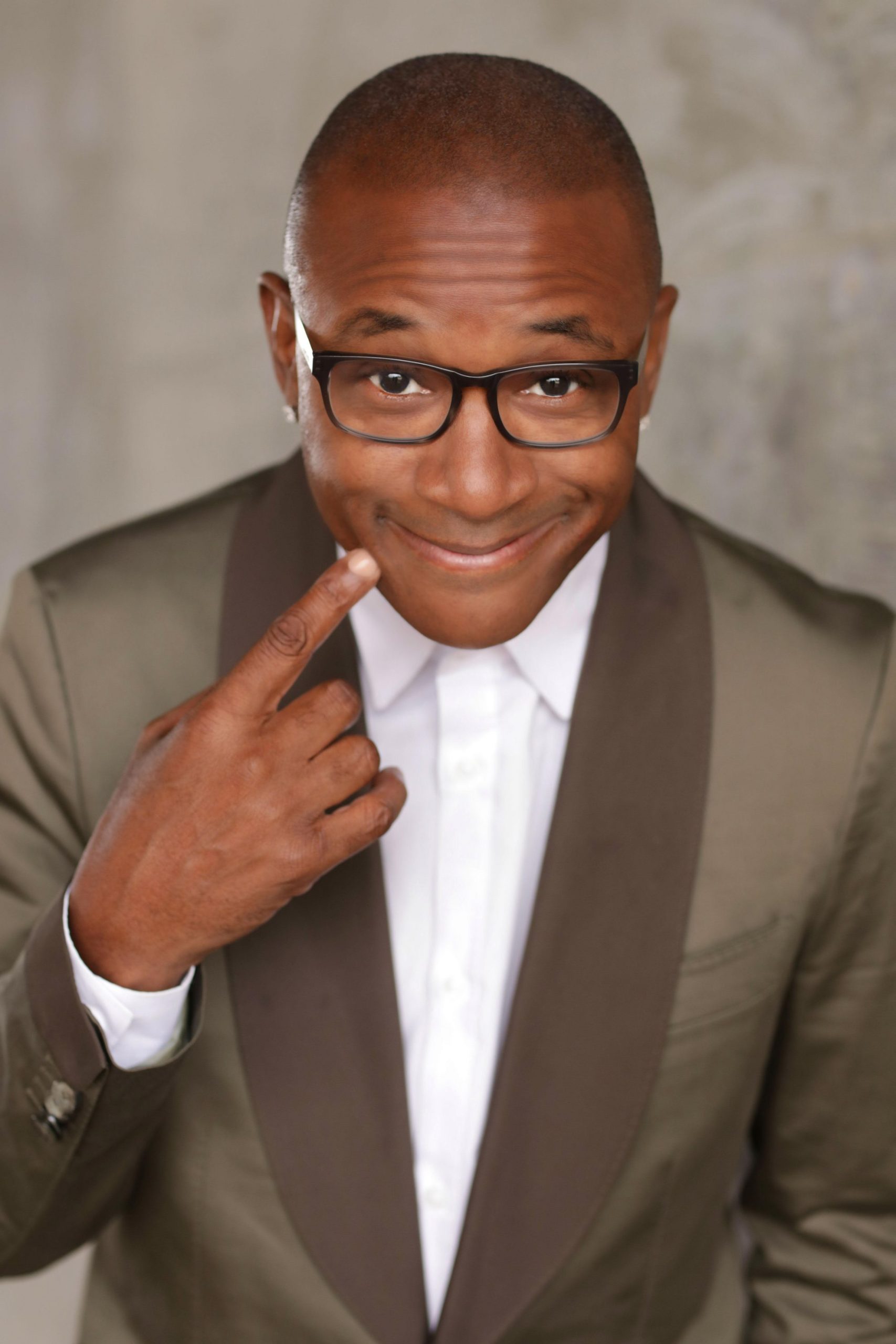 Tommy Davidson at Quezada's Comedy Club & Cantina