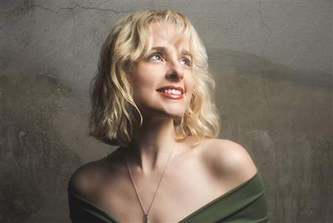 Erica Rhodes at Loony Bin Comedy Club Tulsa