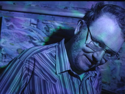 Sam Tallent at Side Splitters Comedy Club