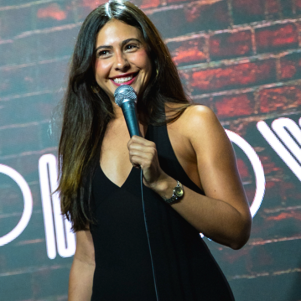 Poly Diaz En Español at Miami Improv
