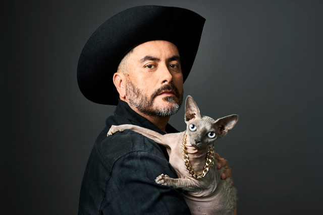 Alfred Robles: Vatos with Gatos Tour at Arlington Improv