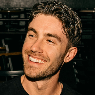 Will Burkart at Wiseguys Comedy Club Town Square
