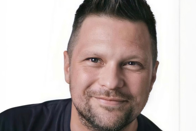 Julian McCullough at San Jose Improv