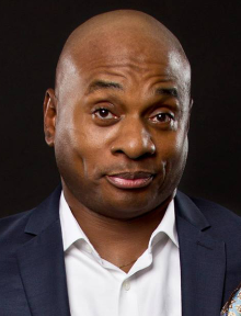 Tony Roberts at Goodnights Comedy Club