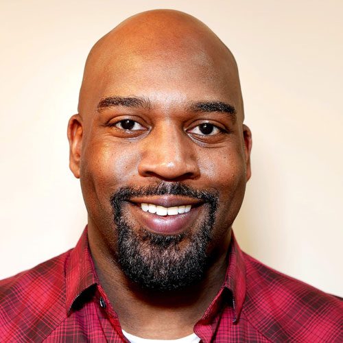 David James at Wise Crackers Comedy Club