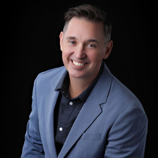 Kirk Smith at Comedy Cabana