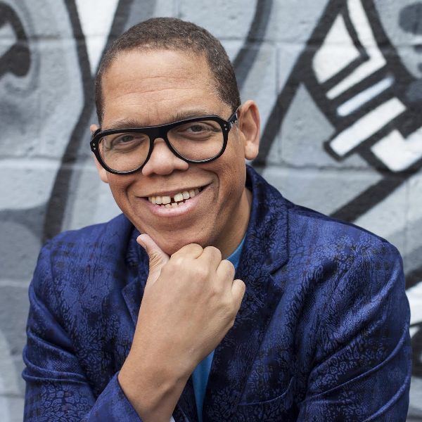 Greg Morton at Hilarities 4th Street Theatre