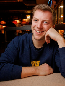 The Red Room at Cap City: Joe Nunnink at Cap City Comedy Club