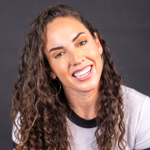 Caitlin Peluffo at Comedy Cabin