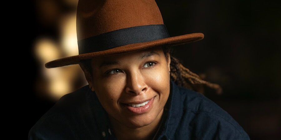 Chaunte Wayans at The Comedy Club at Duckworth's