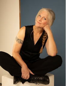Karen Rontowski at Helium Comedy Club Portland