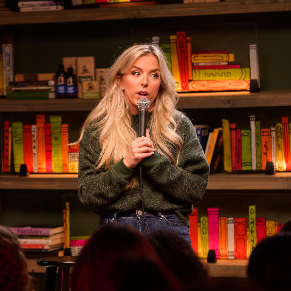 Jessica Michelle Singleton at Comedy Cabin
