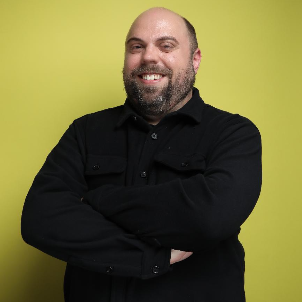 Alex Velluto at The Comedy Catch