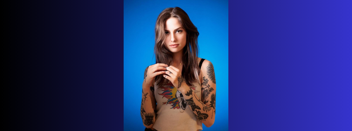 Natalie Cuomo at The Den Theatre