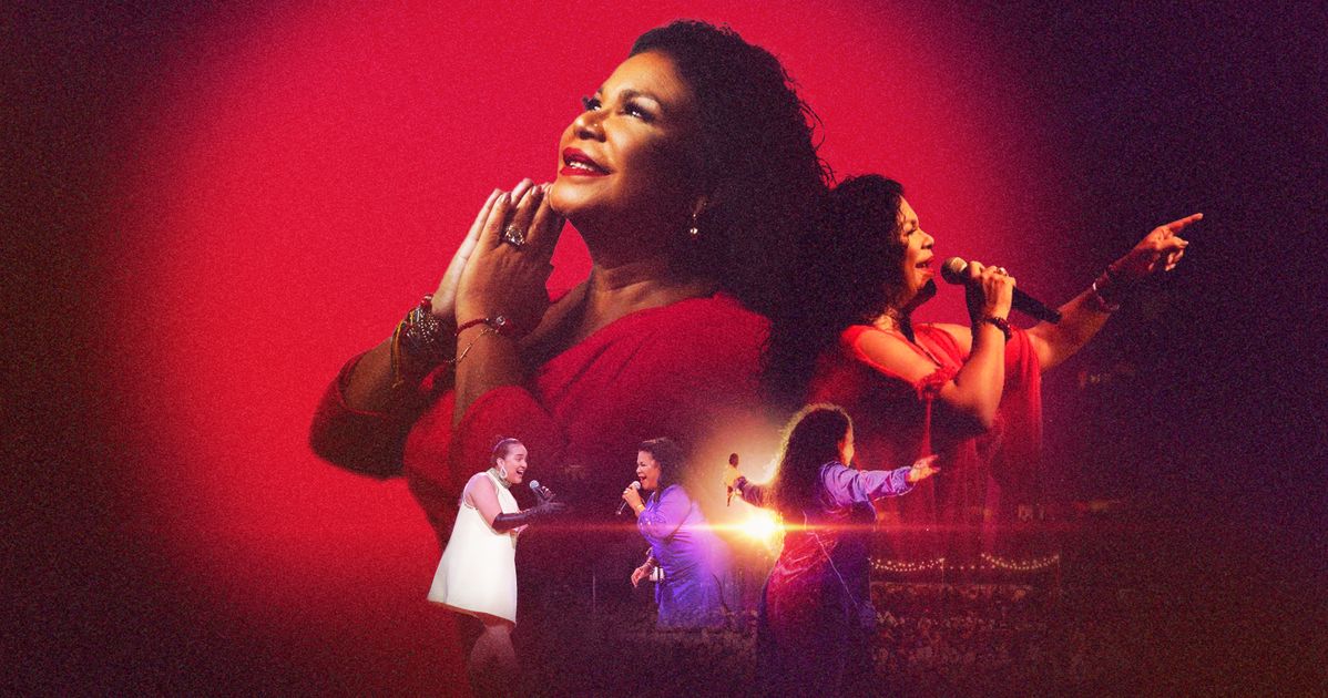 Eva Ayllón with Daniela Darcourt at Queens Theatre