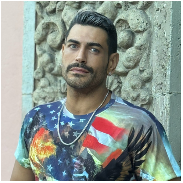 Sarper Güven at Mic Drop Comedy San Diego