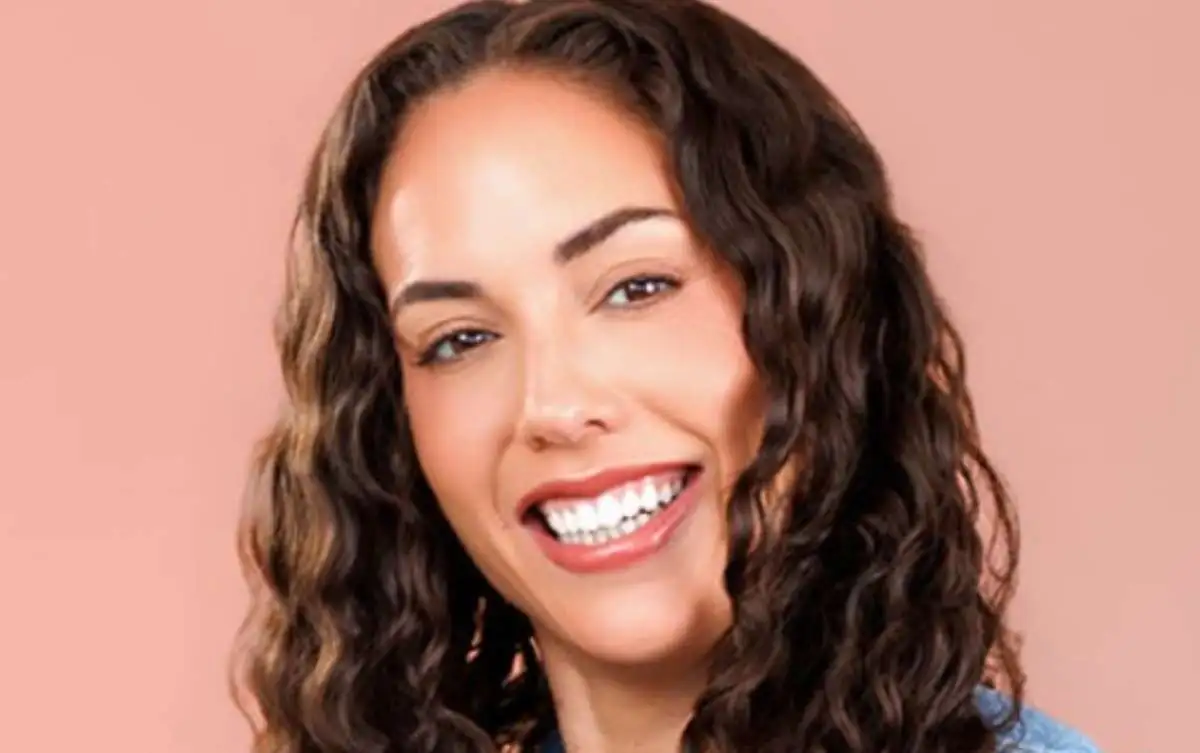 Caitlin Peluffo at Tampa Funny Bone Comedy Club