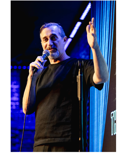 Carlos Sanchez at Magooby's Joke House