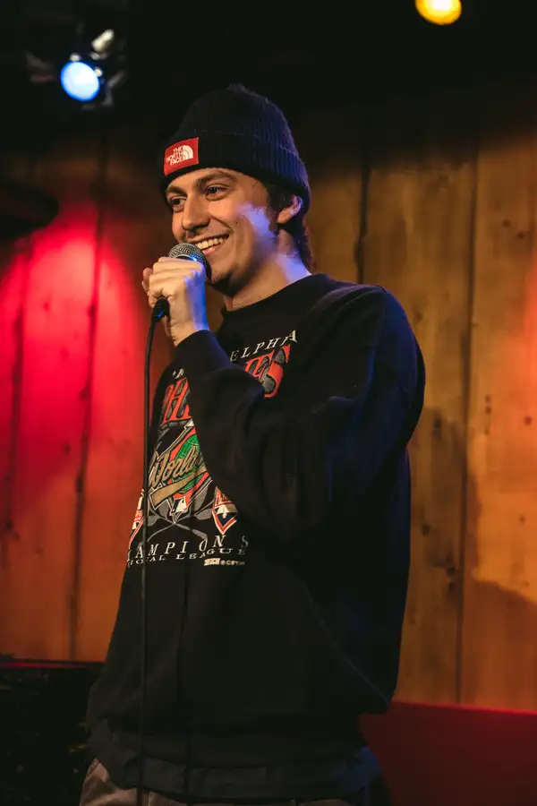 Harry Settel at Port Comedy Club