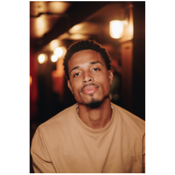 Ontonio Kareem at Mic Drop Comedy Chandler