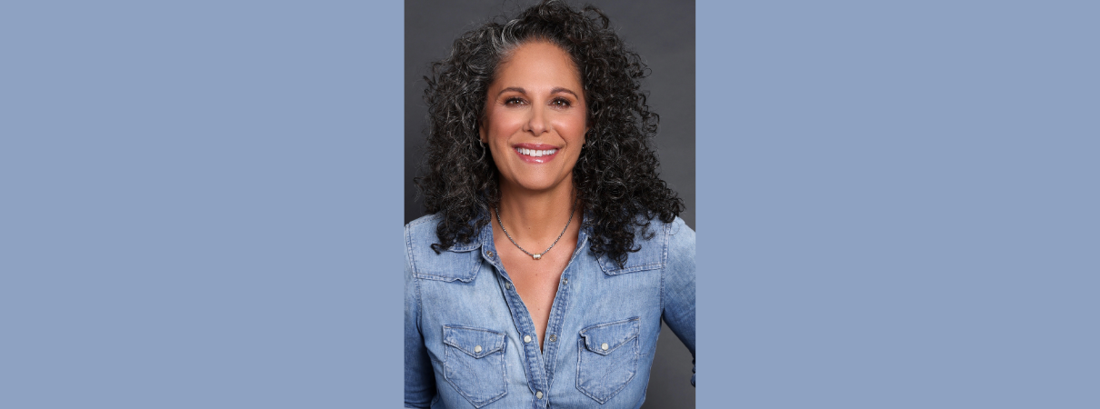 Dana Goldberg: Outrageous at The Den Theatre