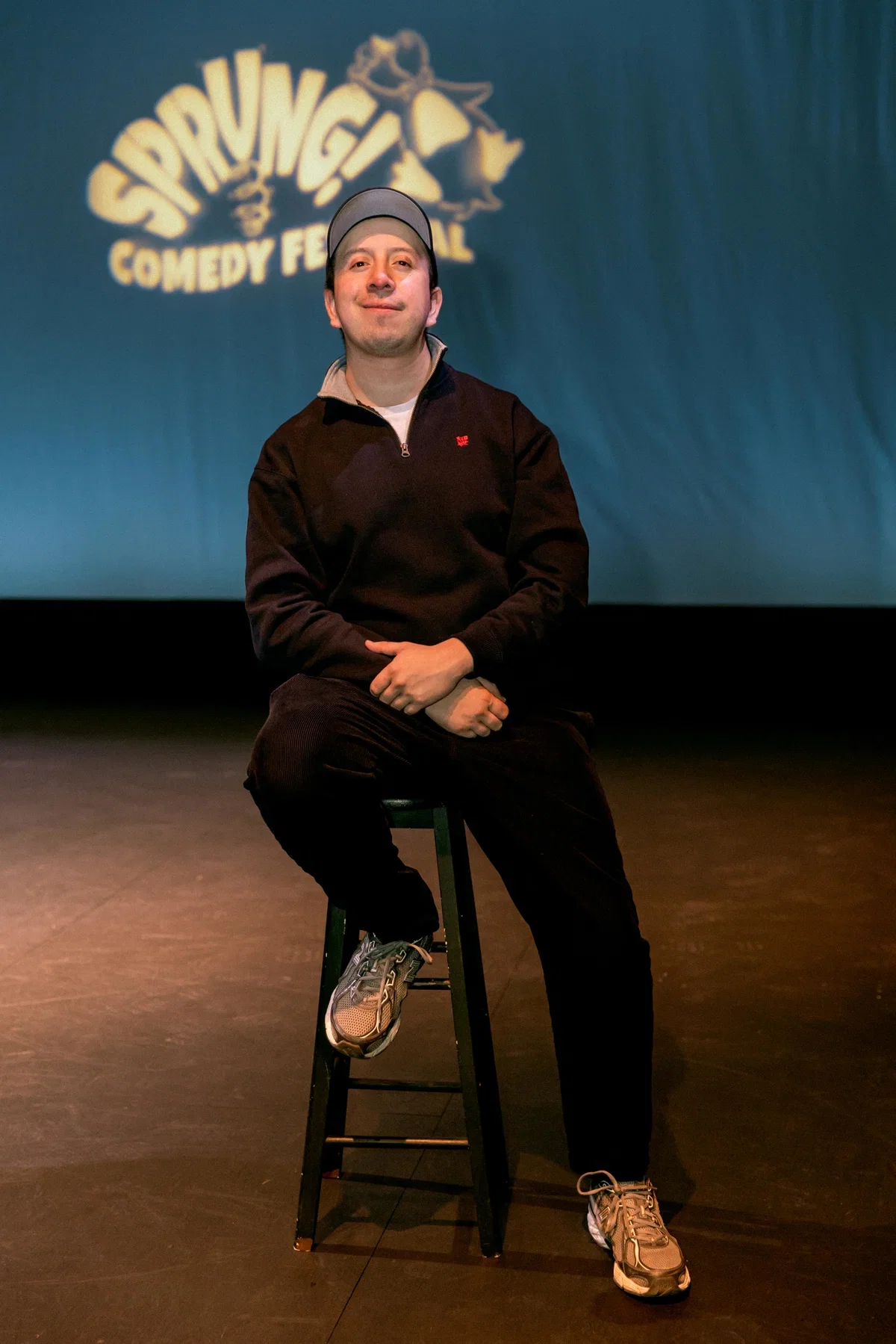 Amigos en Común at Greenpoint Comedy Club