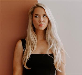 Kelly Collette at St. Charles Funny Bone