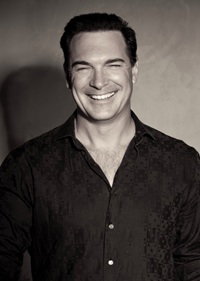 Patrick Warburton at Uncle Vinnie's Comedy Club