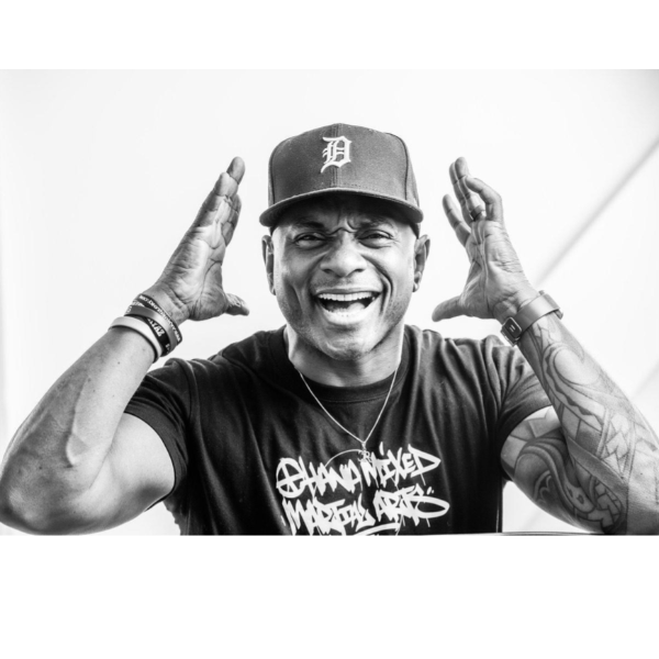 Tony Roberts at Baltimore Comedy Factory