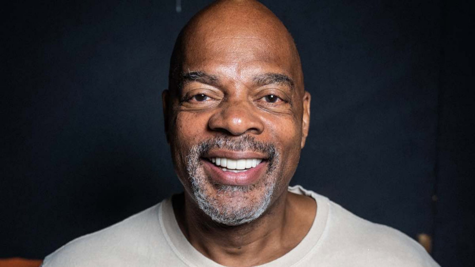 Alonzo Bodden at Punch Line Comedy Club Irving