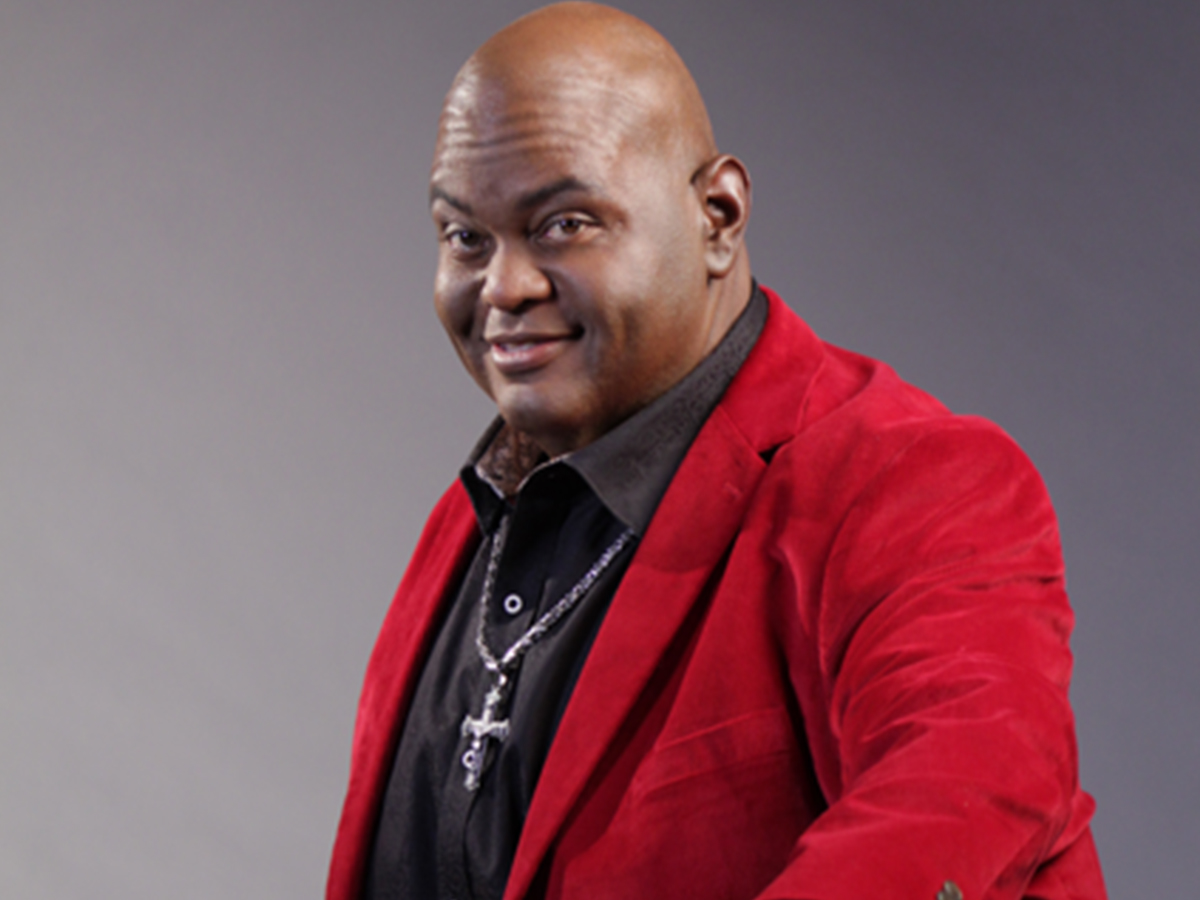 Lavell Crawford at Chicago Improv