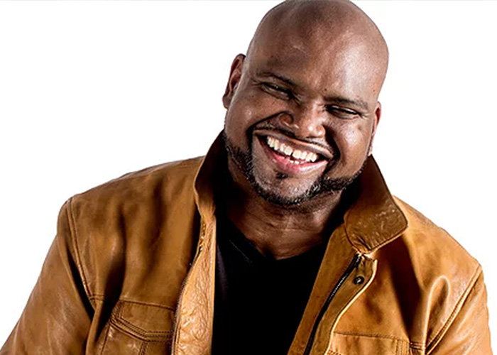 Drew Thomas at Brad Garrett's Comedy Club