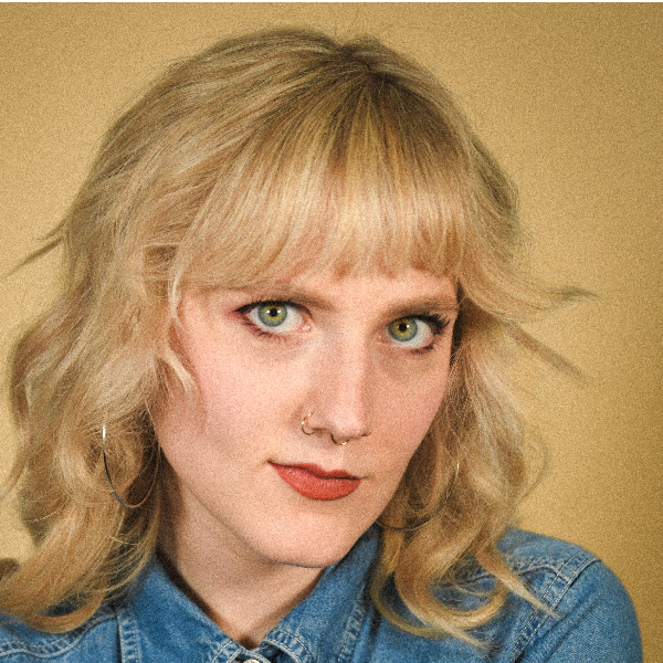 Olivia Carter at Laugh Camp Comedy Club at Camp Bar