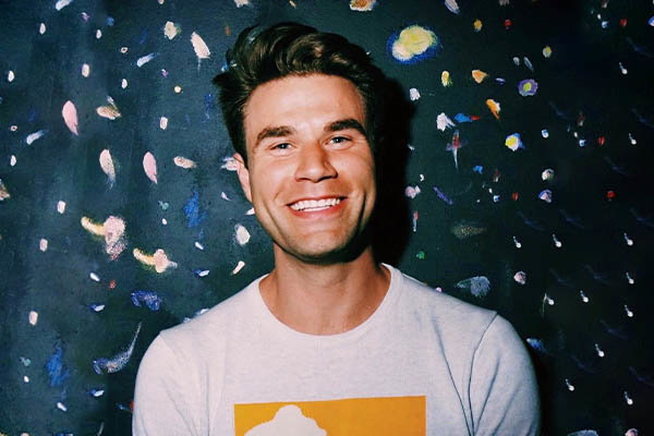Matthew Broussard at Comedy Works South