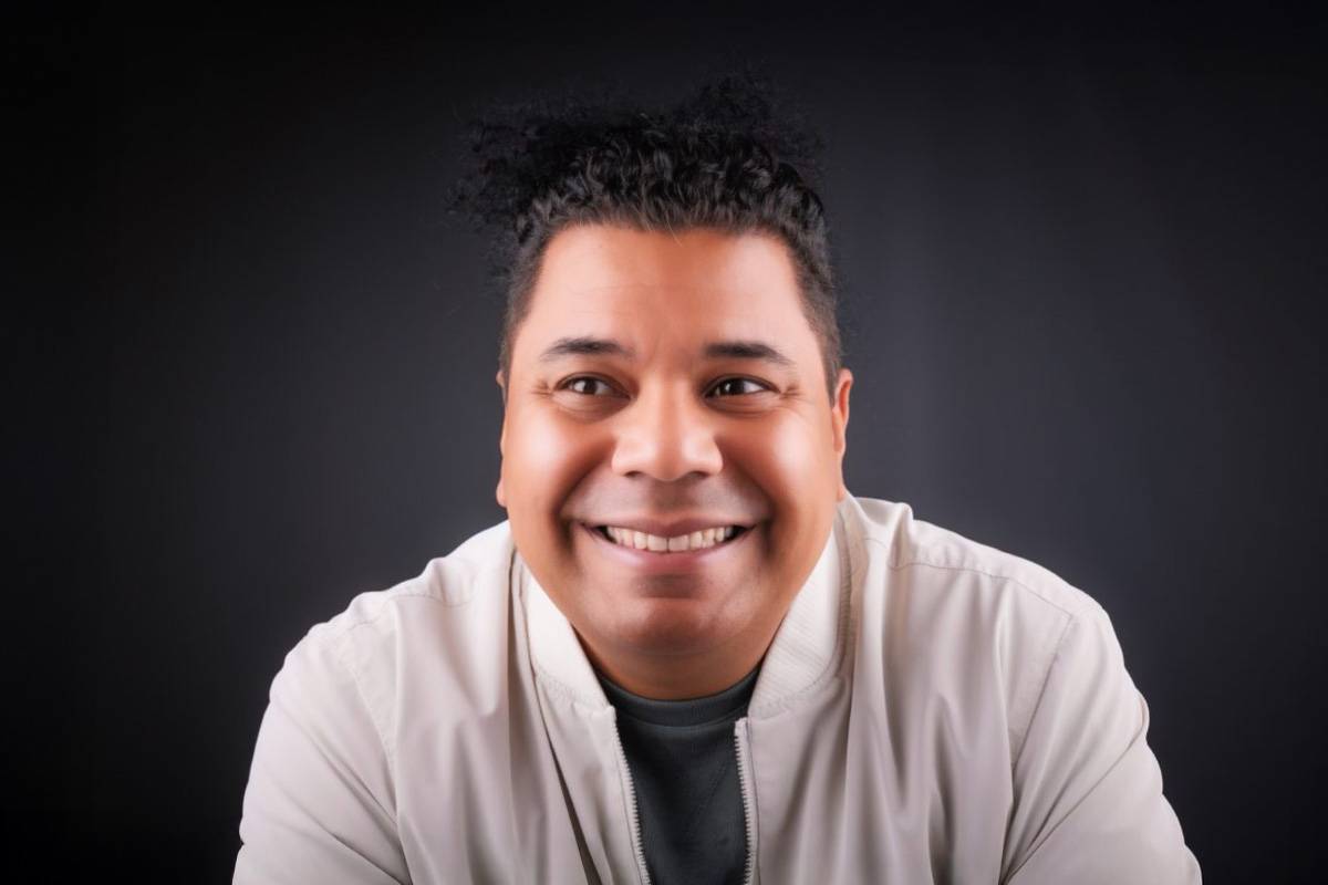 Orlando Leyba at Chicago Improv