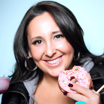 Robyn Schall: Just Married Comedy Tour at Wiseguys Comedy Club Town Square