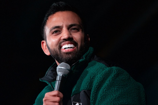 Akaash Singh at LOL Comedy Club San Antonio