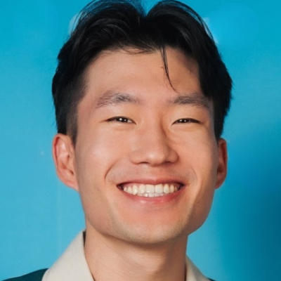 Ray Lau at Wiseguys Comedy Club Town Square