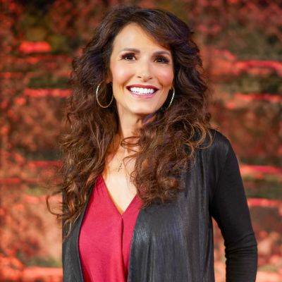 Lisa Alvarado at Stir Crazy Comedy Club
