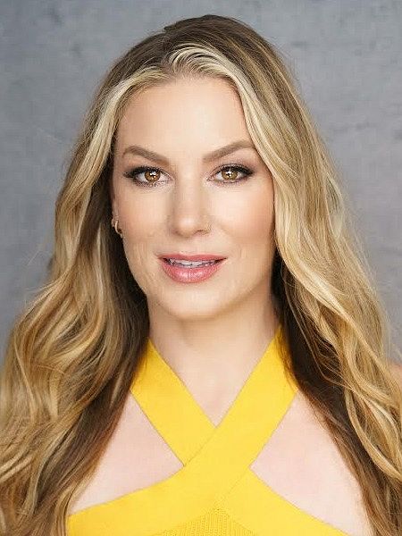 Jessimae Peluso at Laugh Boston