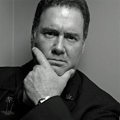 Frank Santorelli at Giggles Comedy Club