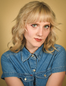 Olivia Carter at Stardome Comedy Club